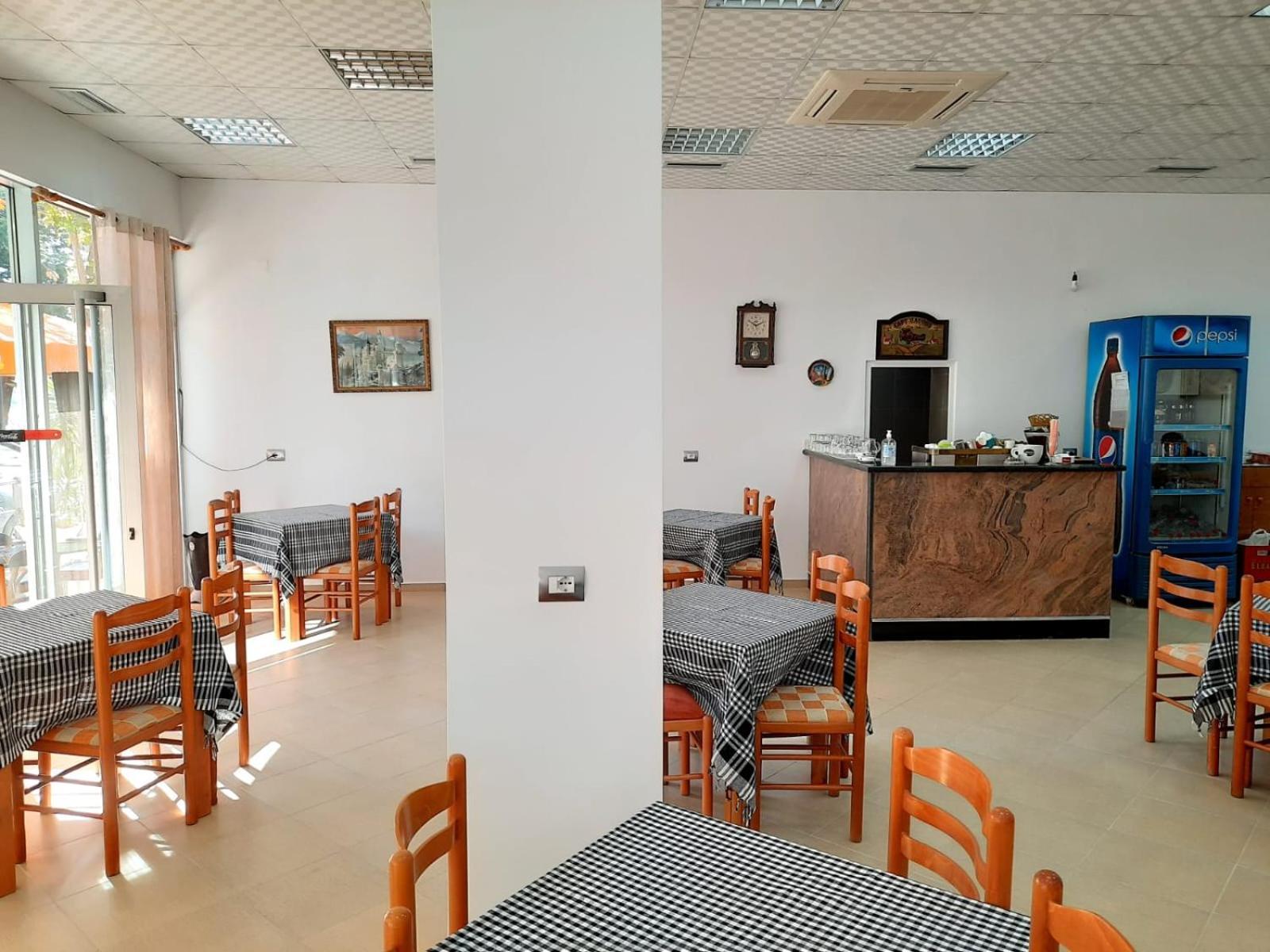 & Restorant Vjosa * Tepelene